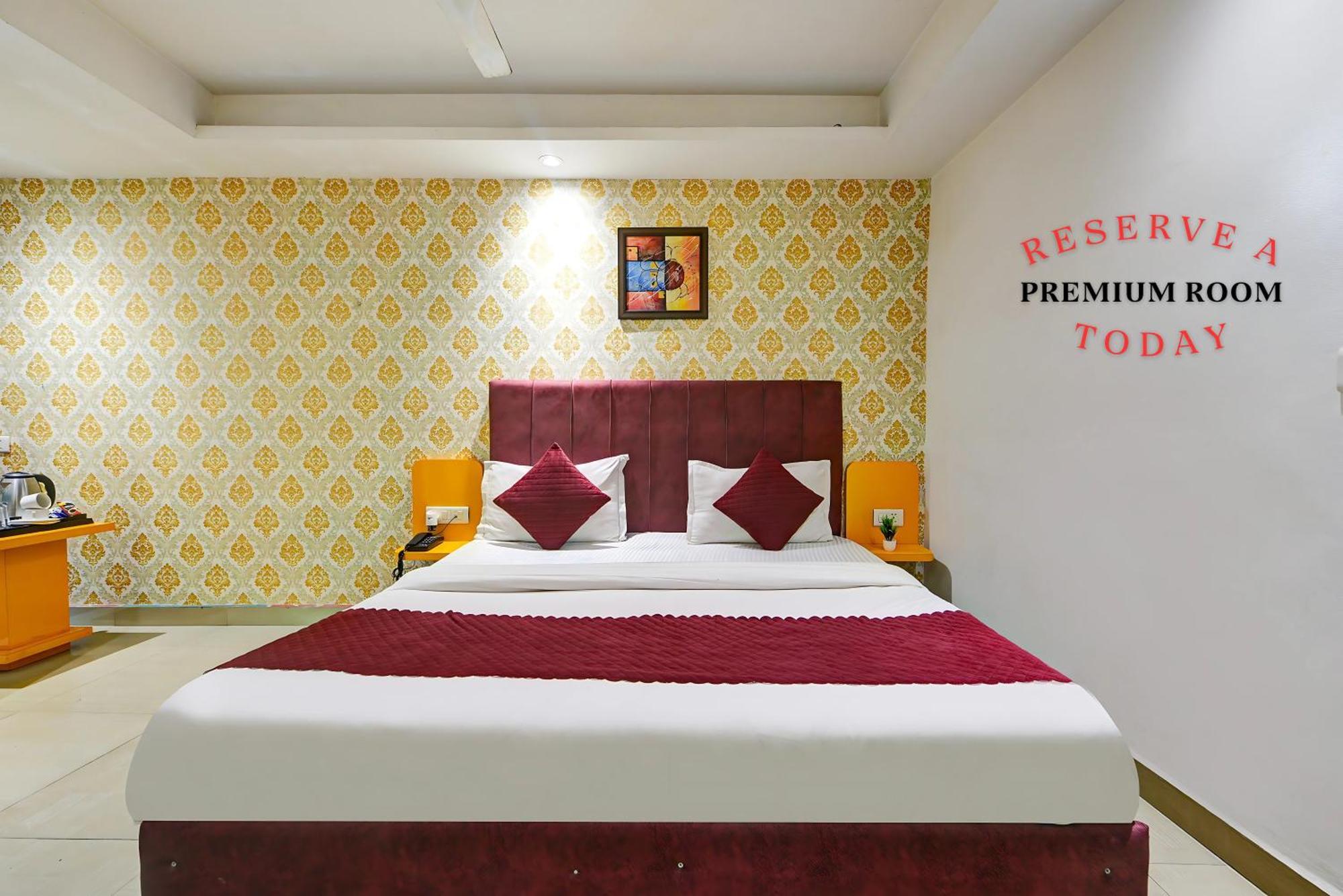 Hotel Platinum With Free Pickup-Delhi Airport Ню Делхи Екстериор снимка