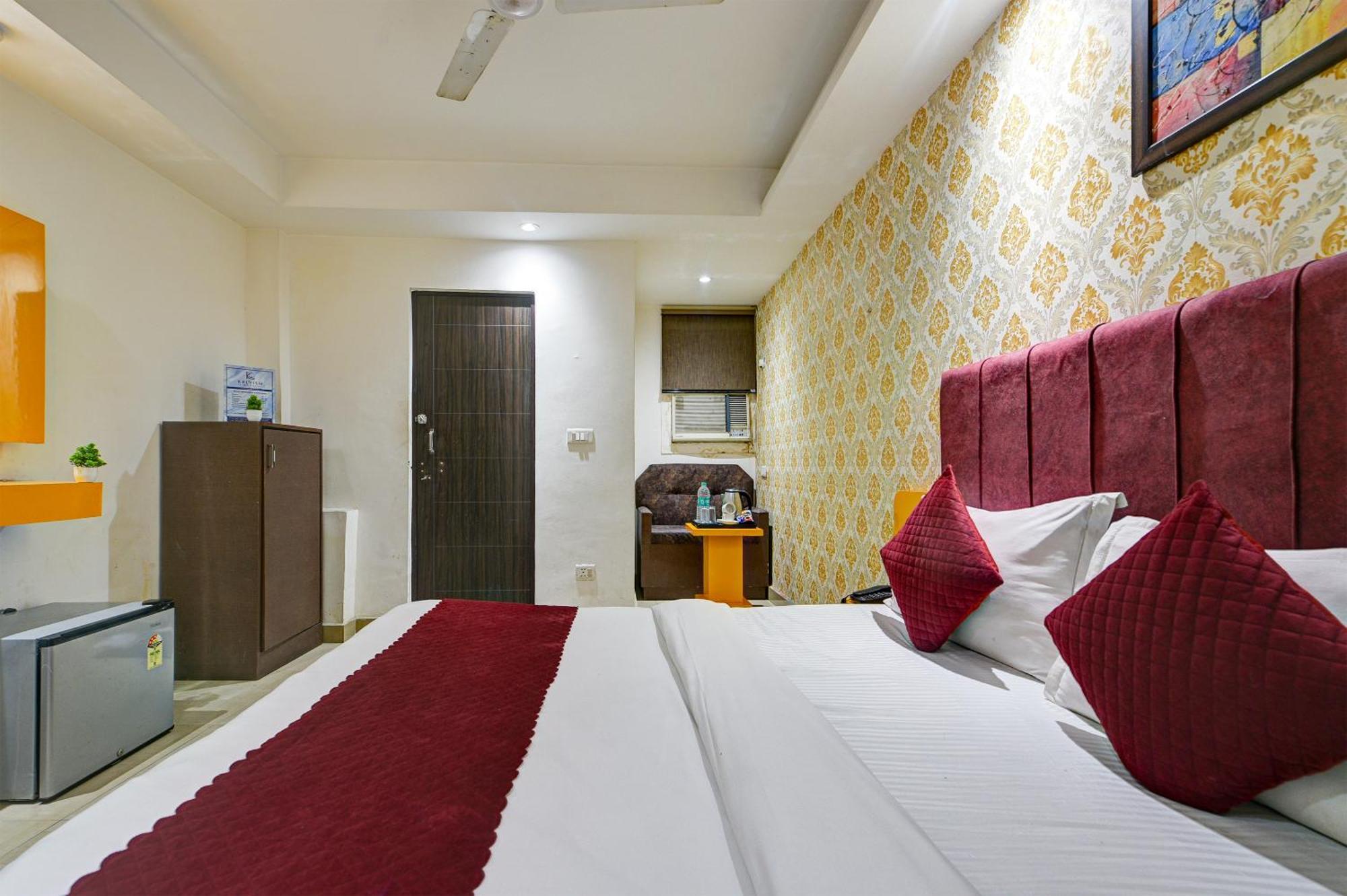 Hotel Platinum With Free Pickup-Delhi Airport Ню Делхи Екстериор снимка