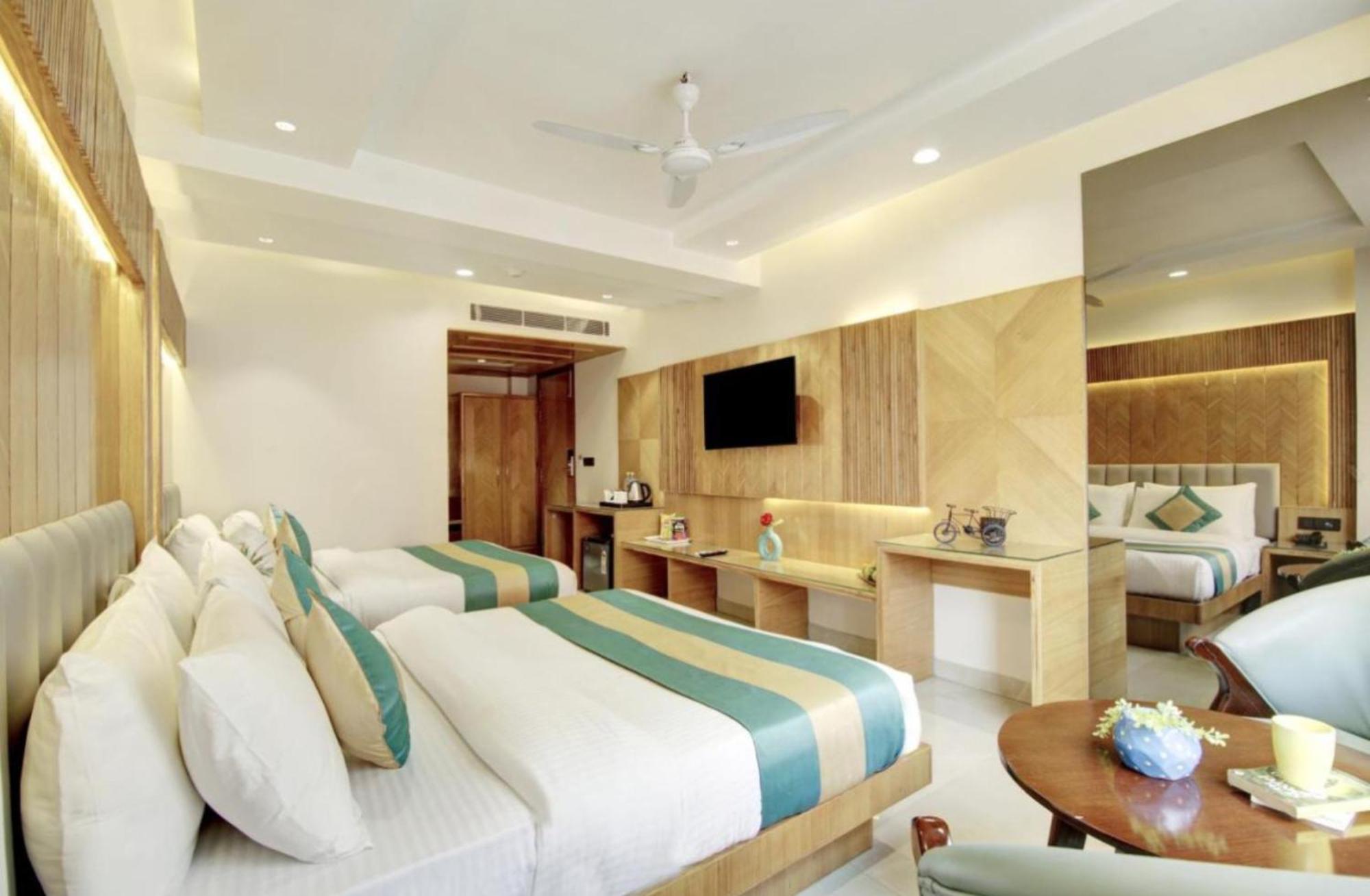 Hotel Platinum With Free Pickup-Delhi Airport Ню Делхи Екстериор снимка